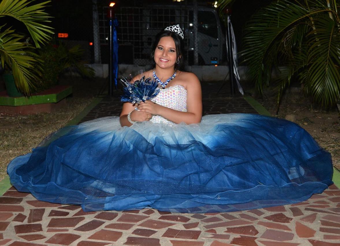 La quinceañera María de los Ángeles Moreno Rivera